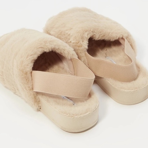 Fuzzy Strap Back Slippers 🥿 - Picture 3 of 6